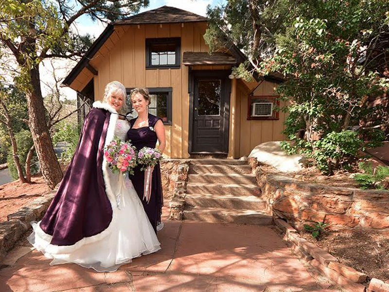 Bridal Cottage - Craftwood Peak Wedgewood Weddings