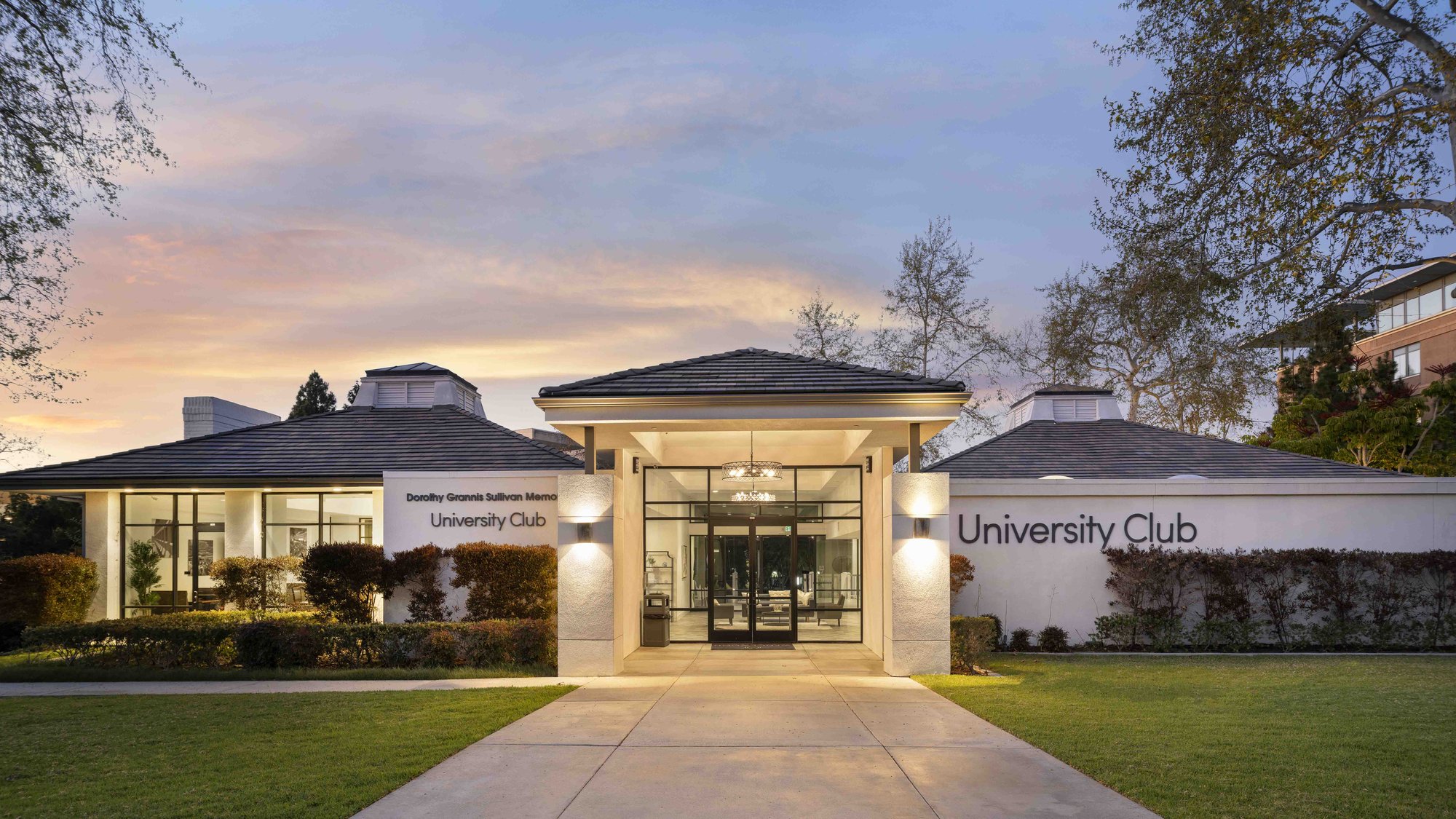 7 - University Club - UCI - Front Entrance - Outdoor Space
